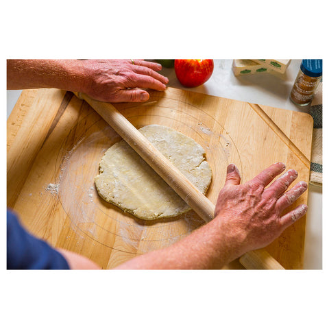 MAPLE PASTRY BOARD WITH WALNUT CLEAT 24X18X0.75 INCH (#106657)