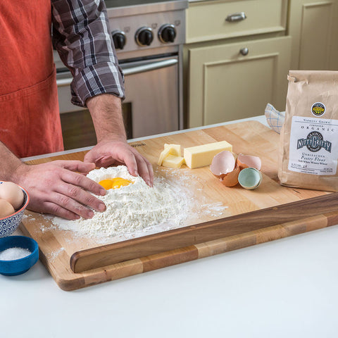 MAPLE PASTRY BOARD WITH WALNUT CLEAT 24X18X0.75 INCH (#106657)