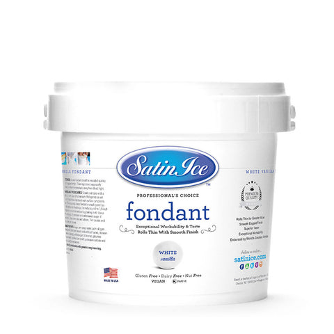 WHITE ROLLED FONDANT VANILLA 2.5KG (#58422)