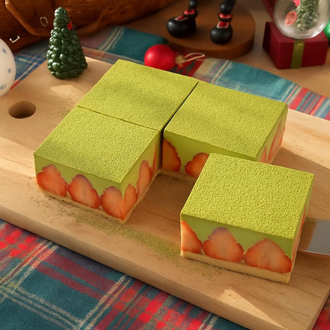 Matcha Strawberry Christmas Cheesecake (#CHESGN0001)