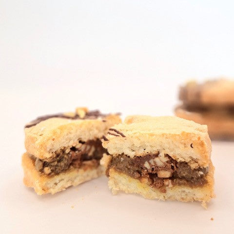 Dacquoise Cookie Sandwich - (#ALISGN0023)