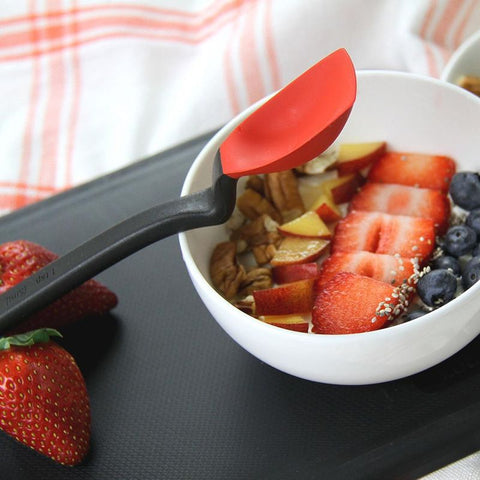 RED SIT-UP MINI SILICONE SPOON (#102166)