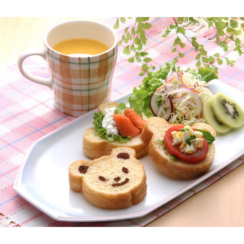 BEAR SHAPED BREAD MOULD W STENCILS (#104476)