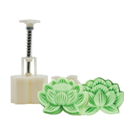 MOONCAKE MOULD PLASTIC LOTUS 50G 2PC (#106602)
