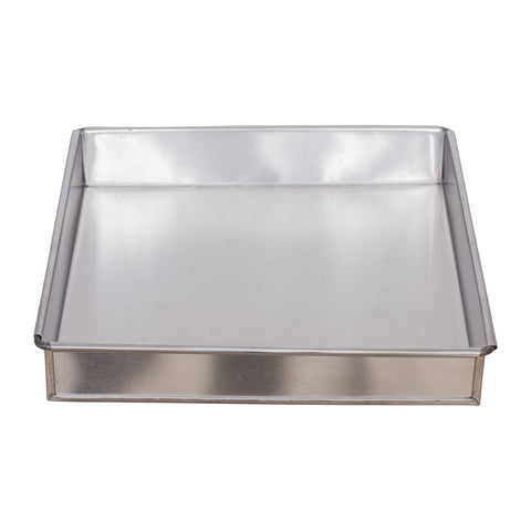 SQUARE BAKING PAN 9X9X1.5" (#13732)