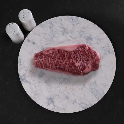 CHILLED AU WAGYU STRIPLOIN MB8/9 250G (#200997)