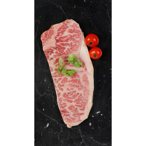 CHILLED AU WAGYU STRIPLOIN MB8/9 250G (#200997)