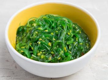 SEASONED SEAWEED SALAD 100G (#122113)