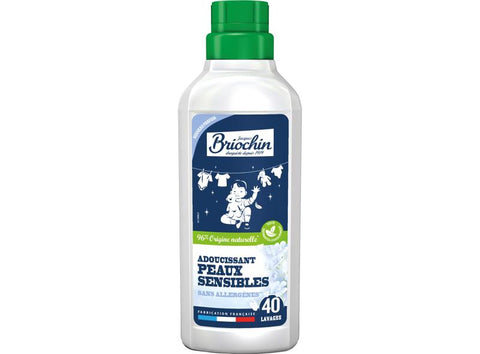 SENSITIVE SKIN FABRIC SOFTENER 750ML (#121975)