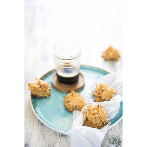 COCONUT FLAKES UNSWEETENED 10OZ (#67914)