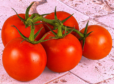 ORGANIC TOMATOES ON VINE 0.5KG+/- (#121283)