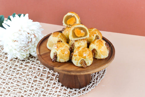 Double the Festive Delight: Shanghai Walnut Mooncake + Taiwanese 3Q Mooncake (#CHETSV0018)