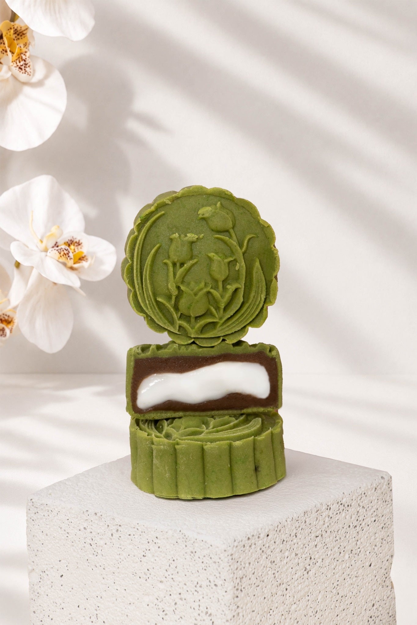 Kunafa Chocolate Pistachio Mooncake + Green Tea Mochi Puer Mooncake (