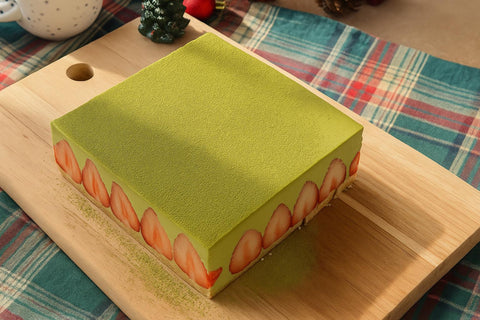 Matcha Strawberry Christmas Cheesecake (#CHESGN0001)