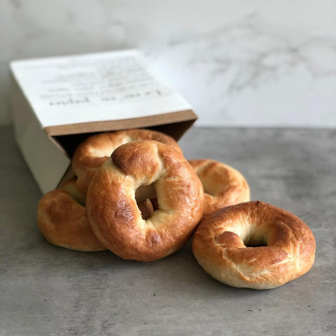 Bagels and Spread for Parent + 1 Child (5-12 years old) (#SKYSGN0008)