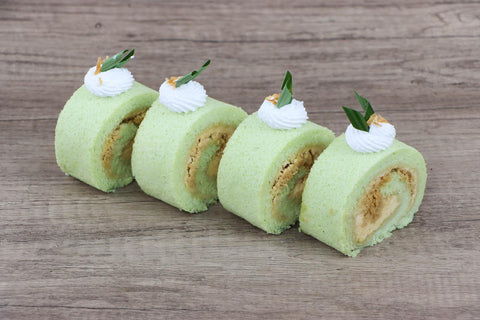 Strawberry Yakult Jelly Roll Cake & Pandan Ondeh Ondeh Roll Cake (#CHERMAINESYJ)
