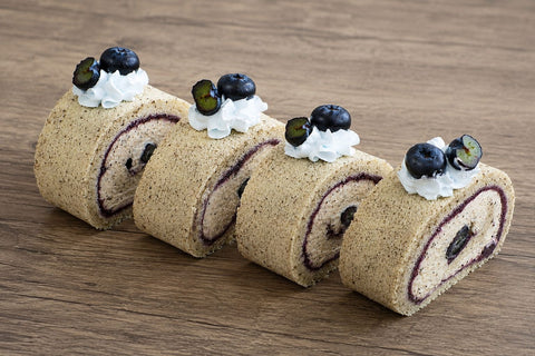 Blueberry Earl Grey Roll Cake & Chocolate Banana Salted Caramel Roll Cake (#CHERMAINEBCB)