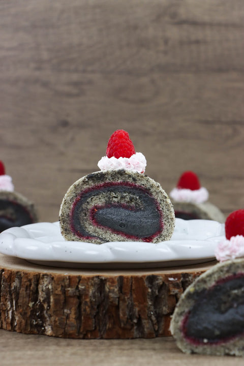 Black Sesame Raspberry Roll Cake & Cream Cheese Carrot Roll Cake (#CHERMAINEBSR)