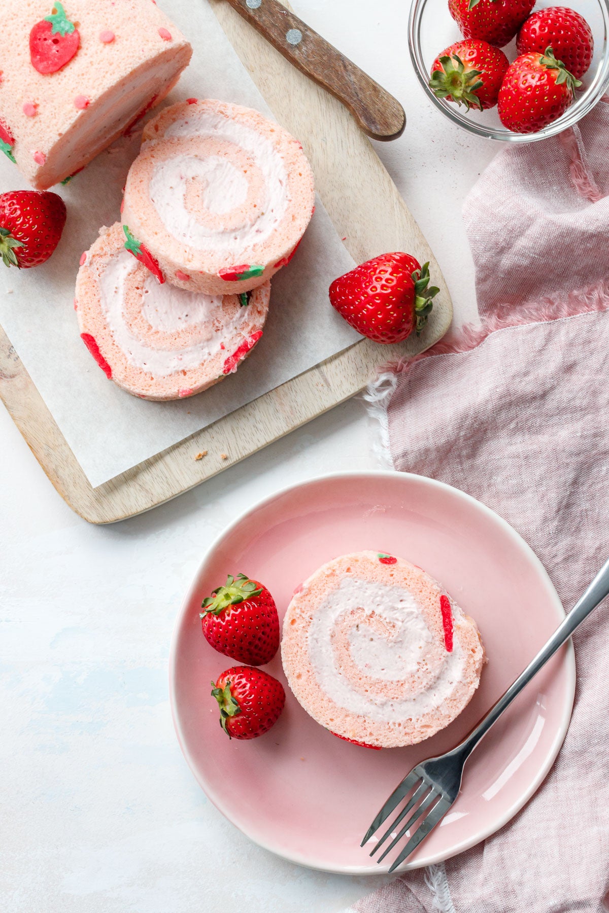 Strawberry Roll Cake (